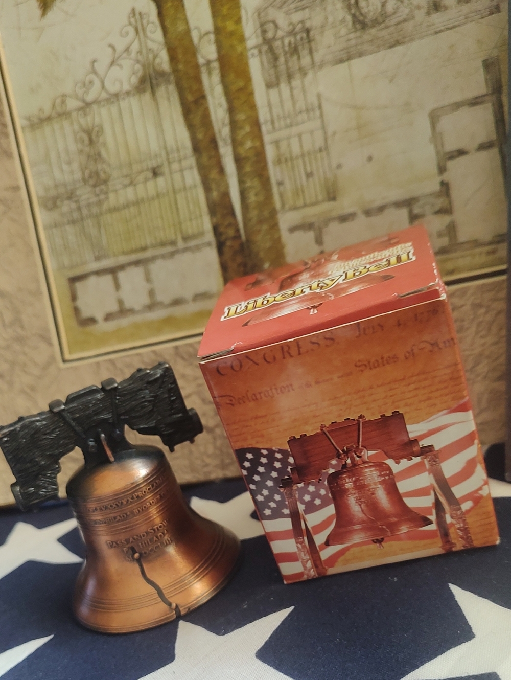 Liberty 🔔 Mini Liberty Bell Figurine - Picture 2 of 8